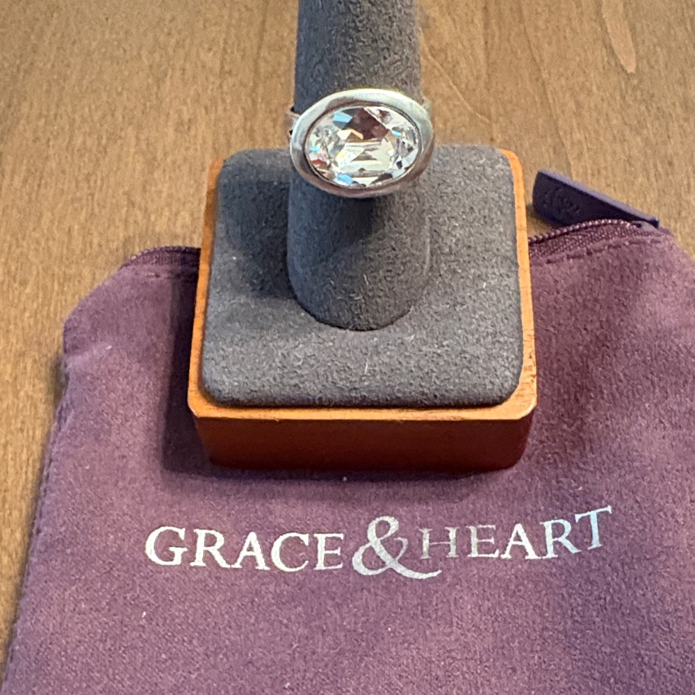 Like New Grace & Heart 925 Silver Ring-Domed, Faceted CZ Great Sparkle!! Sz 8